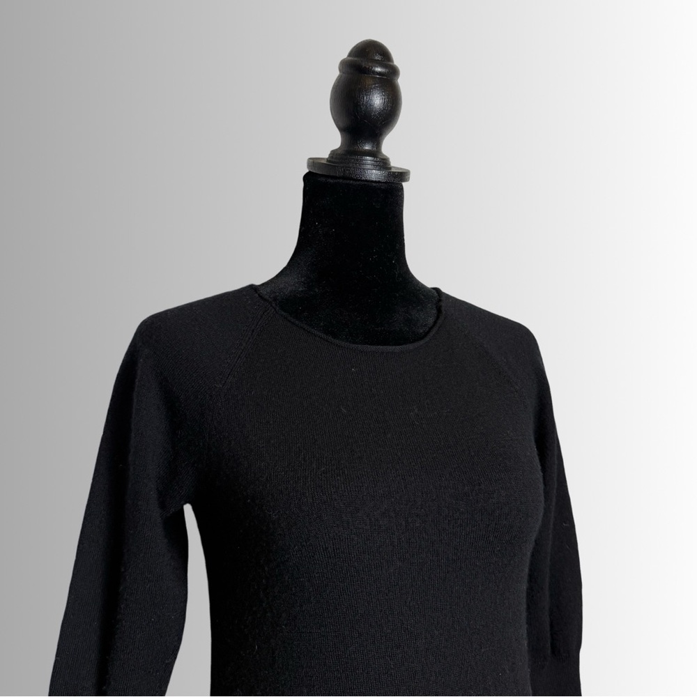 Shoshanna Black 3/4 Sleeve Sweater Dress, 100% Wool, Pleated Skirt, Size Small - Picture 4 of 9
